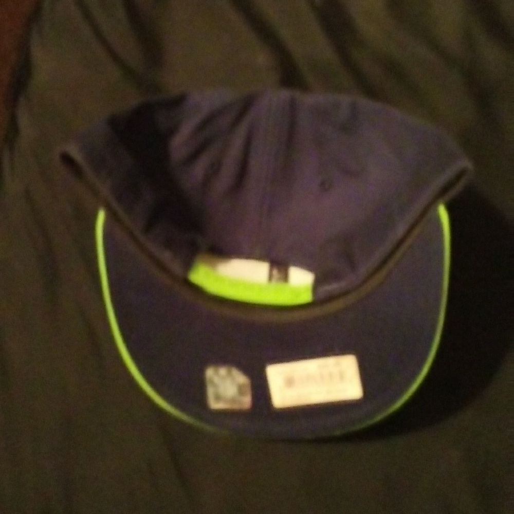 Hat - Picture 2 of 2